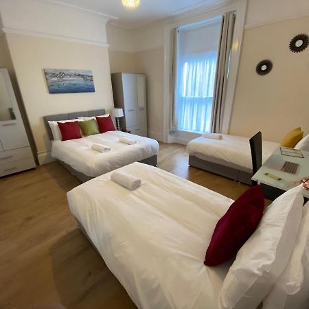Serviced Property Apartment 1 พลีมัธ ภายนอก รูปภาพ