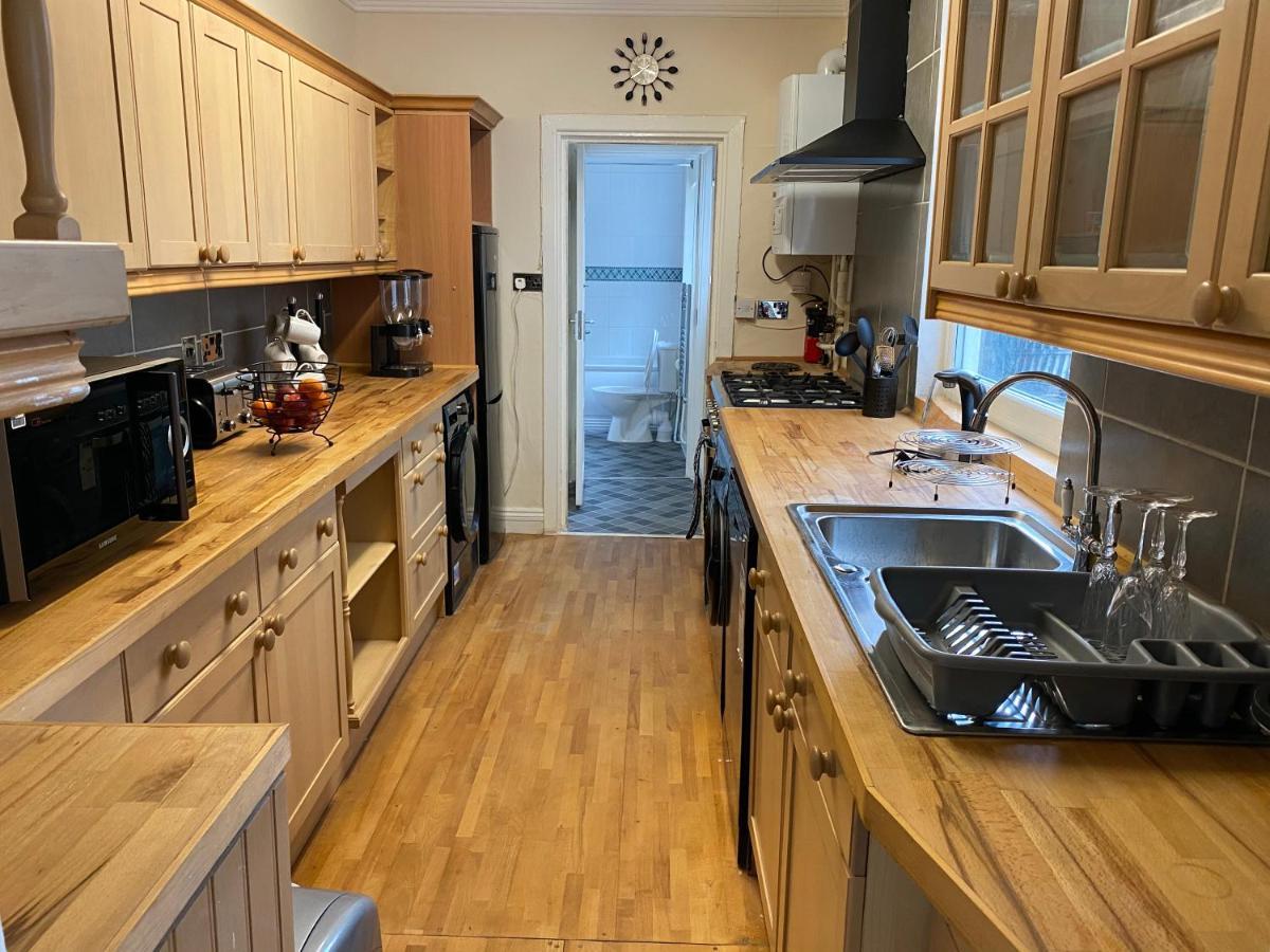 Serviced Property Apartment 1 พลีมัธ ภายนอก รูปภาพ